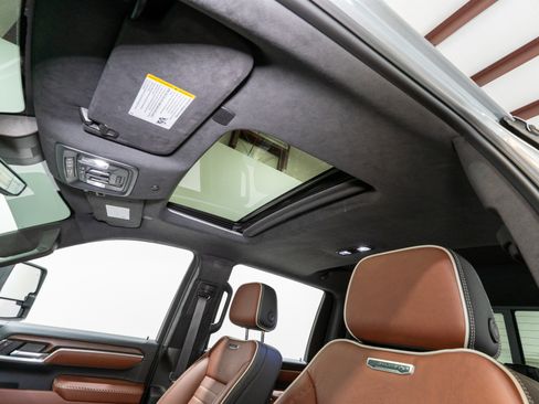 Used 2025 GMC Sierra 2500 Denali Ultimate image 22