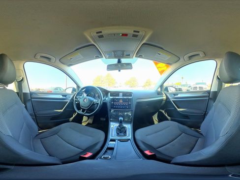 Used 2013 Volkswagen GTI w/Sunroof & Navi image 33