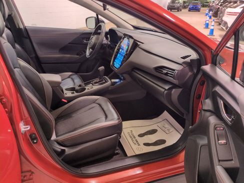 Used 2024 Subaru Crosstrek 2.5i Limited AWD/4WD image 10