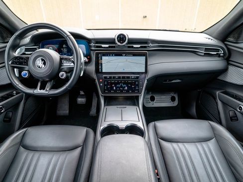 Used 2024 Maserati Grecale GT AWD/4WD image 13