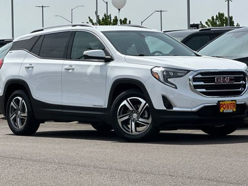 Used 2019 GMC Terrain SLT w/ Preferred Package FWD image 2