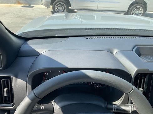 New 2025 Nissan Frontier PRO-4X w/ Black Accent Package image 26