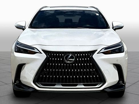 Used 2024 Lexus NX 250 FWD image 4