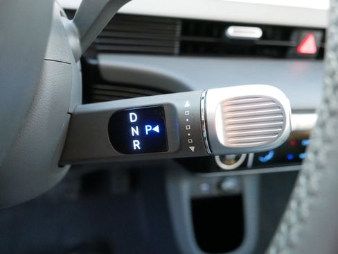 Used 2023 Hyundai Ioniq 5 SE image 24