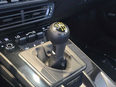 Used 2022 Porsche 911 GT3 RWD image 29