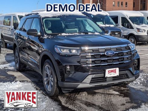 New 2026 Ford Explorer Active w/ Active Comfort Package image 1