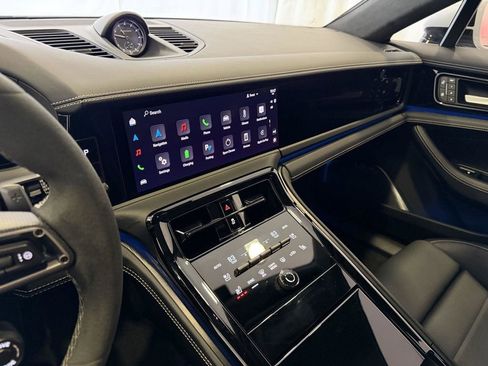Used 2025 Porsche Panamera Turbo image 18