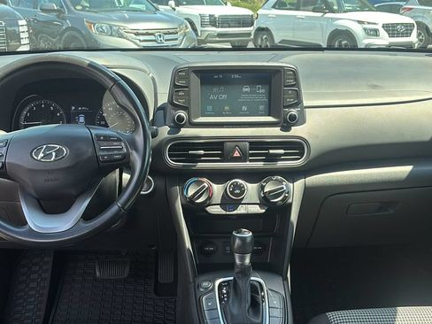 Used 2018 Hyundai Kona SEL FWD image 12