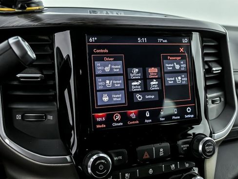 Used 2020 RAM 3500 Laramie image 33