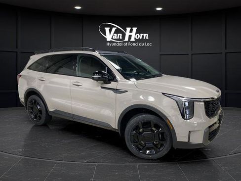 Used 2025 Kia Sorento SX image 1