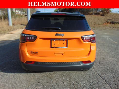 New 2026 Jeep Compass Latitude image 18