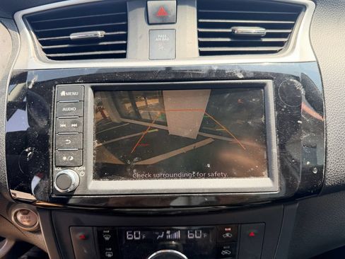 Used 2019 Nissan Sentra SV FWD image 5
