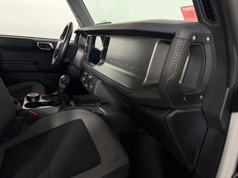 Used 2025 Ford Bronco Big Bend image 32