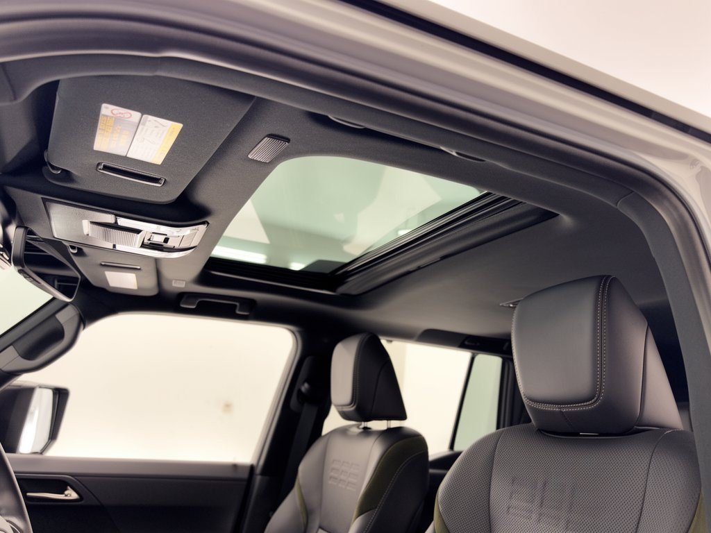 Certified 2025 Lexus GX 550 AWD/4WD image 28