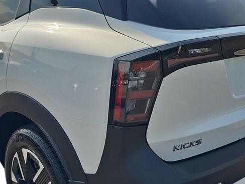 Used 2026 Nissan Kicks SV w/ Charging Package AWD/4WD image 29