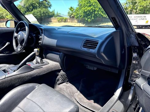 Used 2000 Honda S2000 image 19