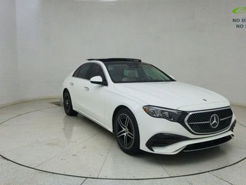 Used 2024 Mercedes-Benz E 350 4MATIC Sedan image 64