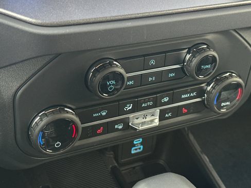 New 2025 Ford Bronco Big Bend image 20