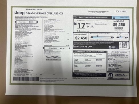 Used 2019 Jeep Grand Cherokee Overland AWD/4WD image 39