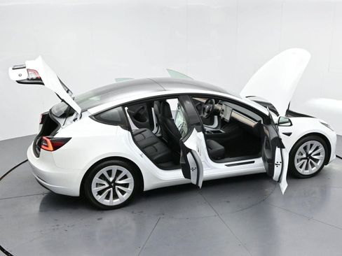 Used 2022 Tesla Model 3 RWD image 30