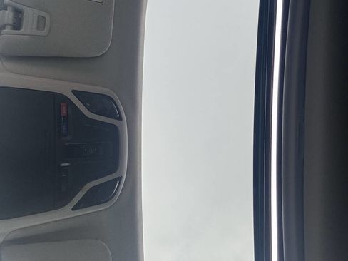 Used 2022 Subaru Outback Premium image 34