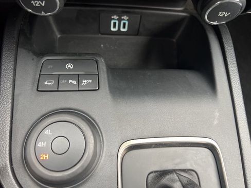 Used 2019 Ford Ranger Lariat w/ Equipment Group 501A Mid image 28