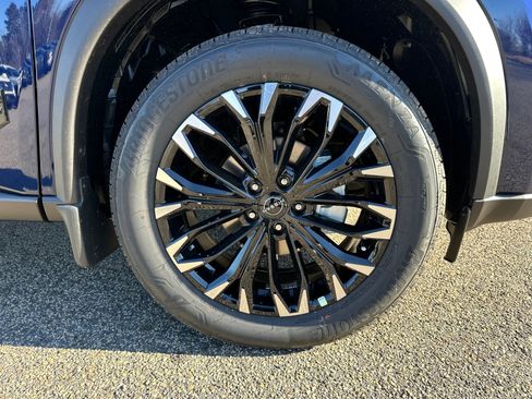 New 2026 Nissan Rogue SV image 12