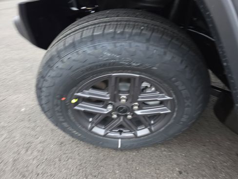 New 2026 Jeep Wrangler Sport S image 34