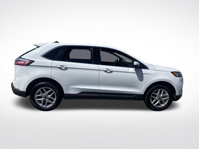 Used 2024 Ford Edge SEL AWD/4WD image 9