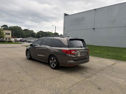 Used 2018 Honda Odyssey Touring image 5