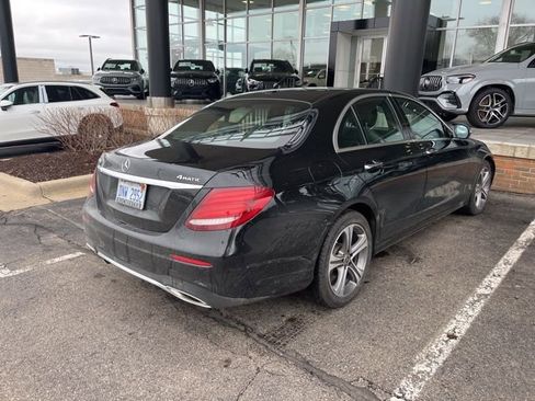 Used 2020 Mercedes-Benz E 350 4MATIC Sedan image 4