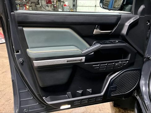 Used 2024 Toyota Tacoma Trailhunter Hybrid Double Cab image 19