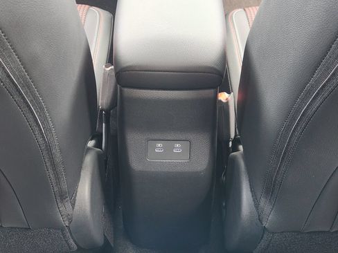 New 2026 Nissan Kicks SR w/ SR Premium Package FWD image 22