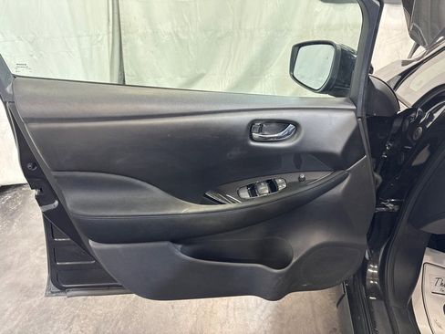 Used 2019 Nissan Leaf SV w/ SV All Weather Package image 15