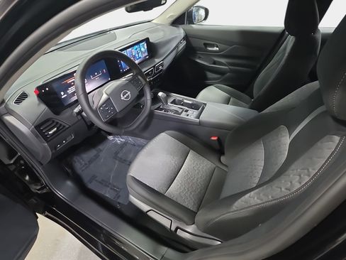 New 2026 Nissan Sentra SV w/ SV Convenience Package FWD image 15