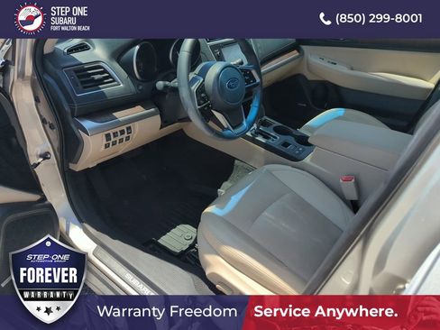 Used 2018 Subaru Outback 2.5i Limited AWD/4WD image 11