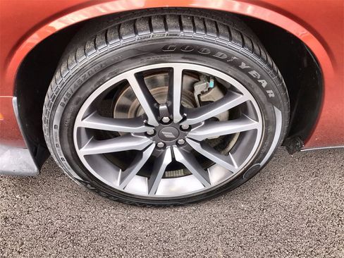 Used 2020 Dodge Challenger R/T w/ Plus Package image 10