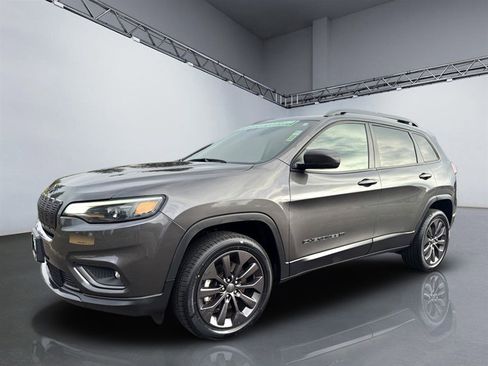 Used 2021 Jeep Cherokee Latitude Lux 80th Anniv w/ Quick Order Package 26U 80TH image 10