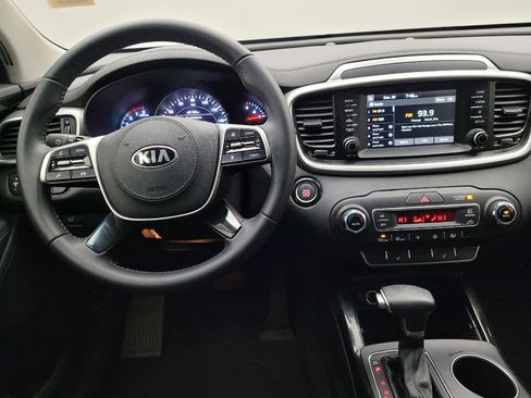 Used 2020 Kia Sorento EX image 22