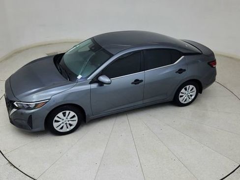 Used 2025 Nissan Sentra S image 74