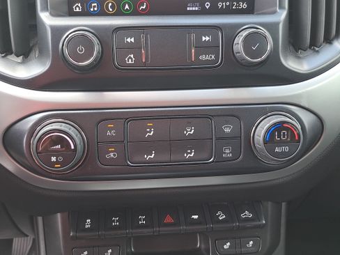 Used 2022 Chevrolet Colorado ZR2 AWD/4WD image 22