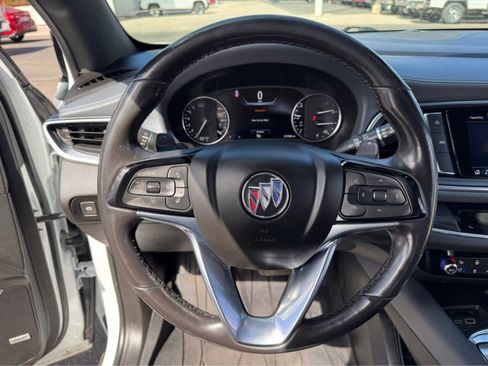 Used 2022 Buick Enclave Premium w/ Experience Buick Package image 17