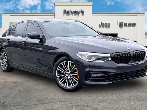 Used 2018 BMW 540i xDrive w/ Premium Package image 11