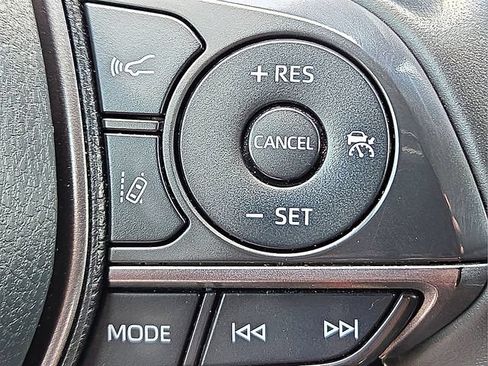 Used 2024 Toyota Camry SE FWD image 22
