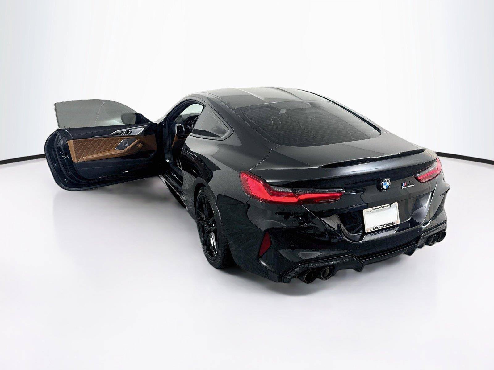 Used 2022 BMW M8 Competition w/ M Carbon Exterior Package AWD/4WD image 39