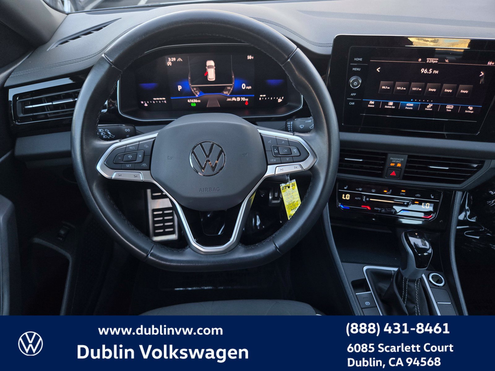 Certified 2025 Volkswagen Jetta Sport FWD image 12