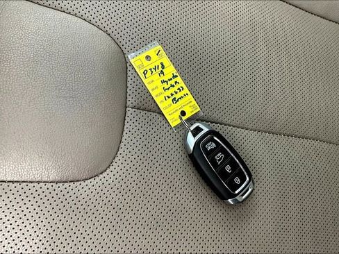 Used 2019 Hyundai Santa Fe Limited w/ Cargo Package image 35