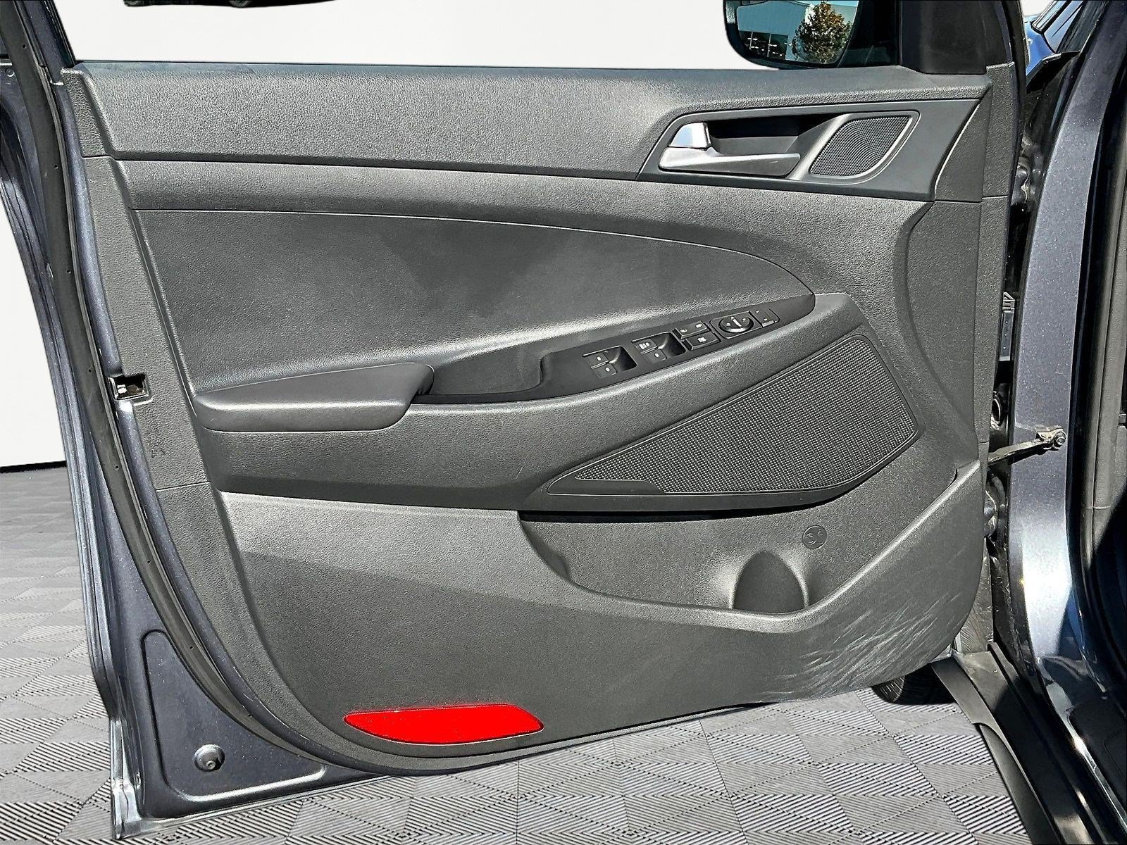 Used 2019 Hyundai Tucson SE FWD image 18