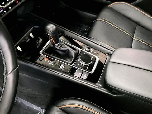 Used 2024 MAZDA CX-50 2.5 Turbo w/ Weather Package image 17