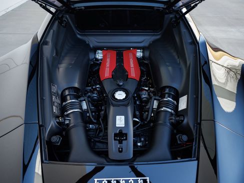 Used 2017 Ferrari 488 GTB image 62